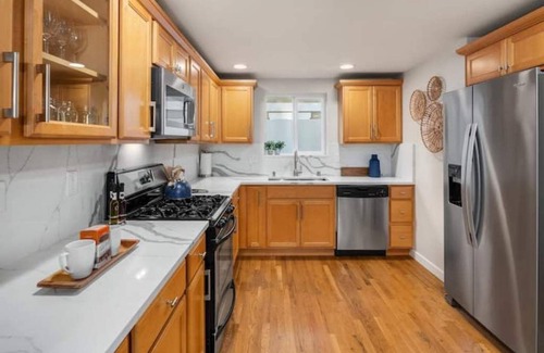 North Delridge House | West Seattle Gem-Grill/Firepit/Beach/Pike Place
