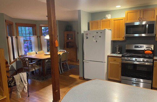 Vineyard Haven House | West Tisbury Country Home