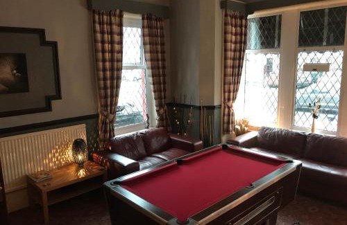 Blackpool Town Center Bed & Breakfast | West Vale Villa