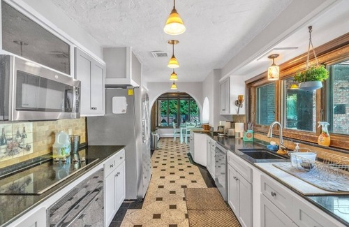 Coffeyville House | Westchester Castle Ossining