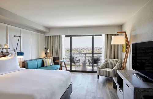 Manhattan Beach Hotel | Westdrift Manhattan Beach, Autograph Collection by Marriott