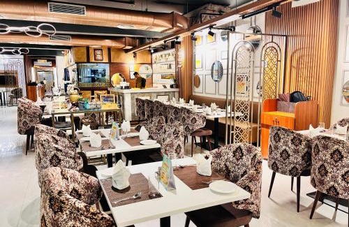 Pashim Vihar Hotel | Western Blu