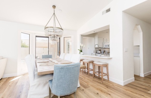 Fountain Hills Cottage | Western Hills-private Pool-putting Green-games & More!