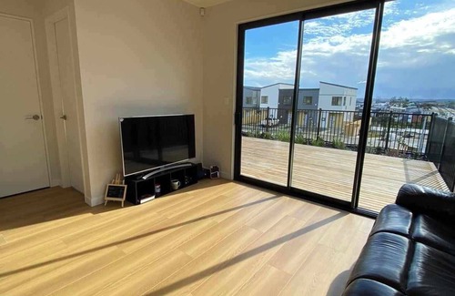 Massey House | Westgate Massey near commercial Full furnished rm1