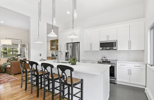 Westhampton House | Westhampton 5 Bedroom Escape w/gunite pool, new hot tub and har-tru tennis