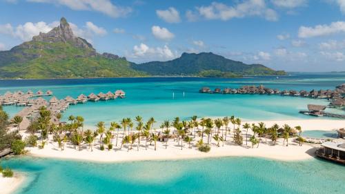 Motu Tape Hotel | Westin Bora Bora Resort & Spa