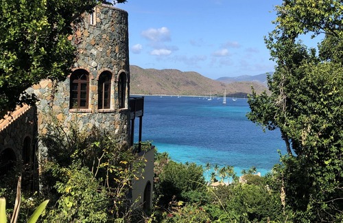 Hart Bay Villa | WESTIN St JOHN USVI , Fantastic beachfront villa! Steps from the beach Slps. 8