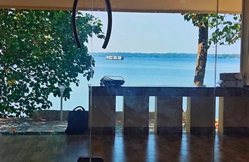 Munroe Island House | Westland Villas