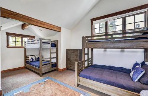 Four O'Clock House | Westridge Chalet by Ski Country Resorts