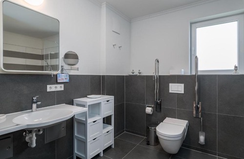 Ostseebad Kuhlungsborn Apartment | Westside Arthotel