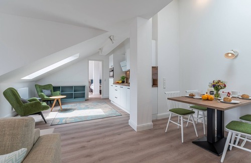 Ostseebad Kuhlungsborn Apartment | Westside Arthotel Apartment 417 - Apartment 417