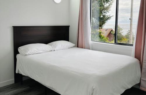 Powell River Hotel | Westview Centre Motel Ltd