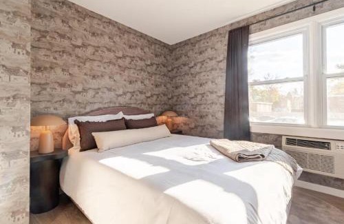 West New Haven Apartment | Westville Haven Modern2BR Near Yale and Onsite Parking