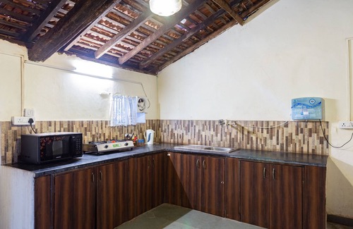 Saunta Vaddo Villa | WFH at Candolim Cozy Stay