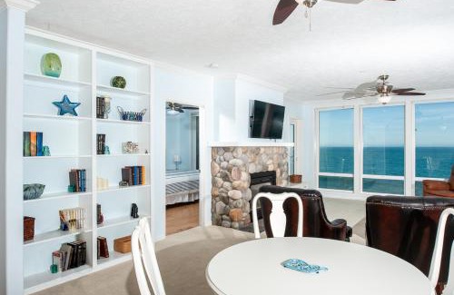 Depoe Bay House | Whale Crossing