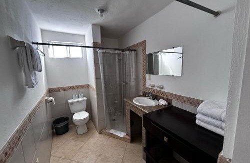 El Puerto Apartment | Whale Hill