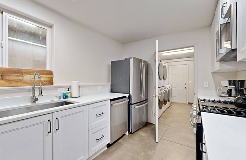 Depoe Bay House | Whale's Spout - Depoe Bay, OR