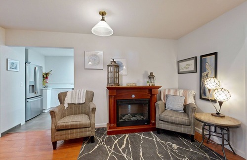Depoe Bay House | Whale's Spout - Depoe Bay, OR