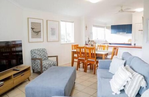 Point Lookout Apartment | Whale Watch Unit 15 - Spacious Beachfront Apartment