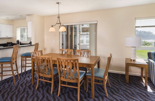 Depoe Bay Resort | Whale-watching capital of the Oregon Coast