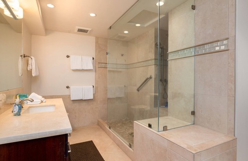Kaanapali Resort | Whaler 502 - Fabulous Direct Oceanfront 1BR 2BA w/Fantastic Views