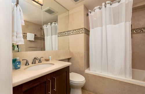 Kaanapali Resort | Whaler 502 - Fabulous Direct Oceanfront 1BR 2BA w/Fantastic Views