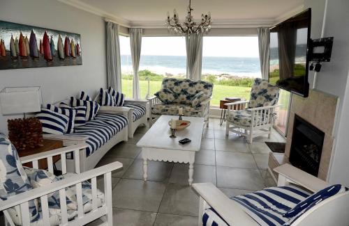 Hermanus House | Whales & Waves