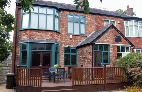 Chorlton-cum-Hardy House | Whalley Range Gem: Elegant 3-Bed Edwardian Home