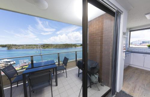 Forster Apartment | Wharf Street Vista