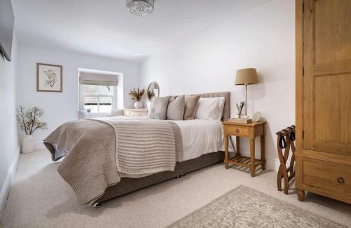 Cartmel House | Wharton Cottage, Lake District Retreat