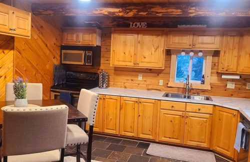 Irwin Cabin | "What A View" Cozy Cabin!