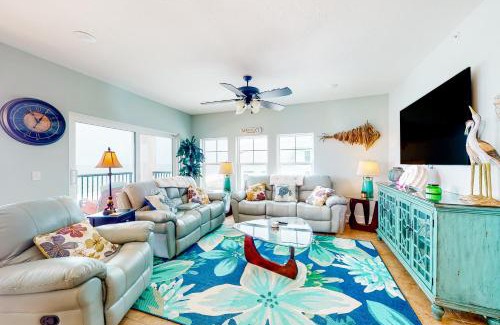 Mexico Beach Apartment | What a VUE!