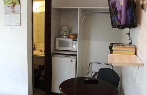 Vulcan Hotel | Wheatland Motel