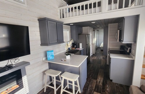 Hillsboro Cabin | Wheeler Lake Meadow Cabin 4nn