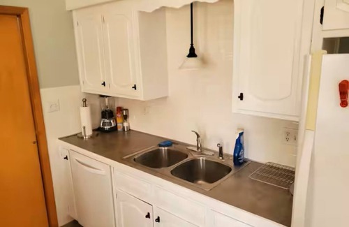 Excelsior Springs House | Where Comfort Meets Character – A Sweet 2-Bedroom Hideaway