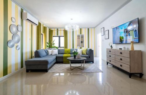 West Gate Hills Apartment | Where luxury meet fun getaway