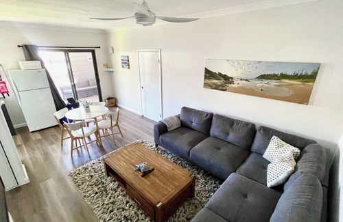 Port Macquarie House | Where Rainforest Meets the Sea Family Memories await