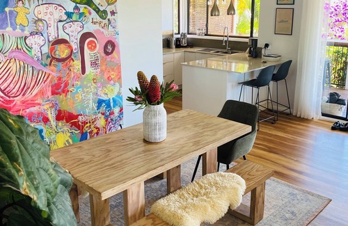 Safety Beach House | WHERE THE BEACH MEETS THE BUSH