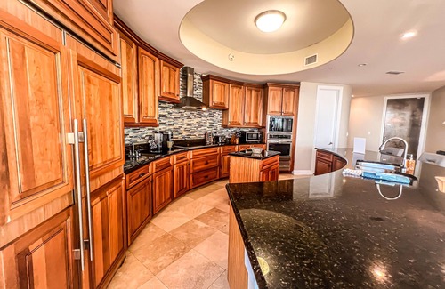 Ono Island Condo | Where the Beach meets luxury! BEACHFRONT!