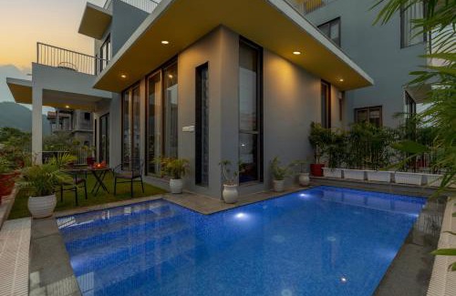 Udaipur District Villa | Whirl Vista- 5 BHK with Pool
