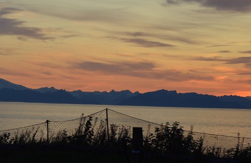 Anchor Point Cabin | Whiskey Point Cabins & RV Park