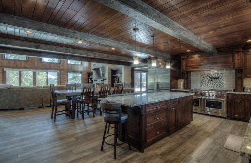 Deadwood House | Whiskey Ridge Lodge