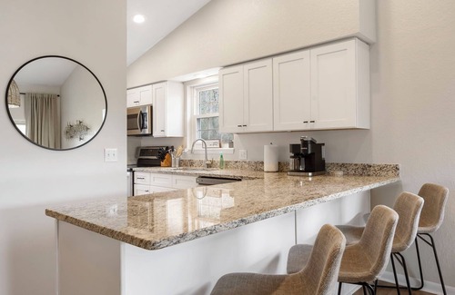 Branson Condo | Whiskey's Hillside Retreat | Holiday Hills Branson | Golf Resort |