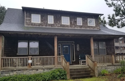 Cannon Beach House | Whispering Dunes - 5 bedroom home in the heart of the village of Cannon Beach