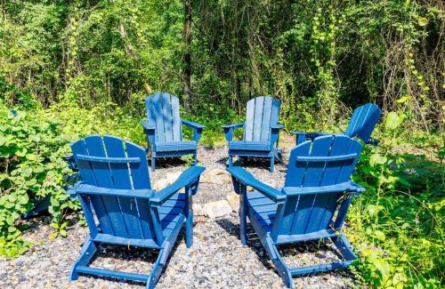 Pickens Villa | Whispering Firefly Escape MicroCabin