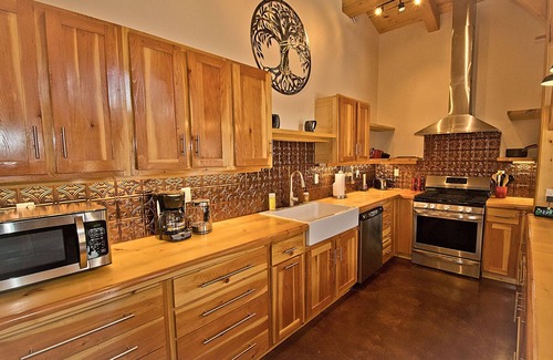 Crestone House | Whispering Hills Retreat