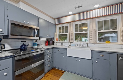 Harkers Island House | Whispering Oaks- Sound Front, Pet Friendly