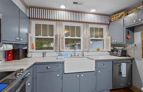 Harkers Island House | Whispering Oaks- Sound Front, Pet Friendly