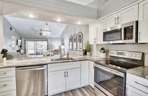 Iona Apartment | Whispering Palms in Cinnamon Cove - 2 bedroom 2 bathroom Condominium