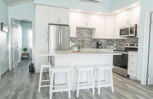 Treasure Cay Cottage | Whispering Palms - Pool View - Ocean Villas 922